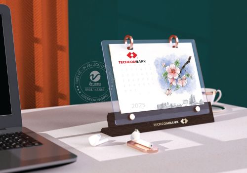 Lịch Tết - Lịch Độc Quyền: Món Quà Tết Phổ Biến Trong Ngành Bảo Hiểm! 