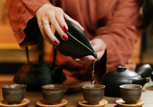 Văn Hóa Uống Trà Của Người Việt Xưa Và Nay – Từ Nghi Lễ Đến Đời Sống Thường Nhật